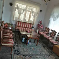 مبل 9 نفره همراه با دو عسلی و یک میز جلو مبلی