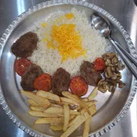 کارگر ساده یا کمک آشپز|استخدام خدمات فروشگاه و رستوران|تهران, علم و صنعت|دیوار