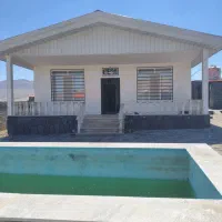 ۵۰۰ متر زمین ۱۰۰ متربنا استخر محوطه سازی شده ۴۲۰۰