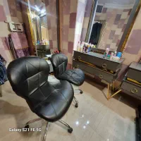 3 عدد اینه کنسول و صندلی اصلاح|آرایشگاه و سالن‌های زیبایی|تهران, شهران شمالی|دیوار