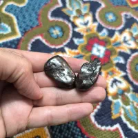 دو عدد سنگ ثاقب سلطانی (بیشتر نمیتونم توضیح بدم)|کلکسیون اشیاء عتیقه|تهران, جماران (نیاوران)|دیوار
