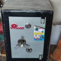 تعدادی وسایل برای فروش