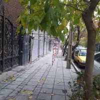 40متر مغازه در دوطبقه جهت کافه  و آبمیوه بستنی