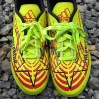 کفش فوتبال مخصوص چمن مصنوعی سایز ۴۳|کیف، کفش، کمربند|سرخرود, |دیوار