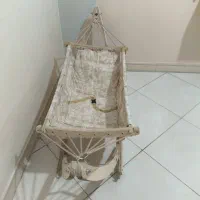 گهواره چوبی تخت نوزاد|تخت و صندلی بچه|تهران, تاکسیرانی|دیوار