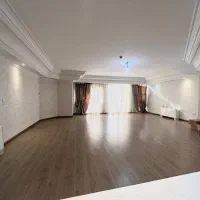 دروس آپارتمان ۱۸۵متر ۳خواب نورگیر شمال و جنوب