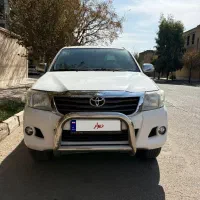 تویوتا هایلوکس