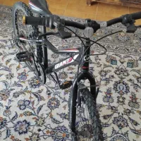 دوچرخه|دوچرخه، اسکیت، اسکوتر|صدرا-فارس, فاز ۱|دیوار