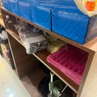 دکور فروشگاه 2 میز فروشگاهی 1 میز کانتر و 1 ویترین|فروشگاه و مغازه|تهران, مدائن|دیوار