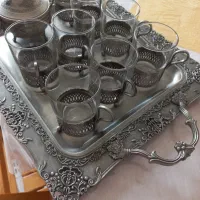 دو دست لیوان پایه دار با سینی و قندان