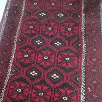 قالی دستباف قدیمی
