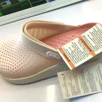 دمپایی صندل کراکس