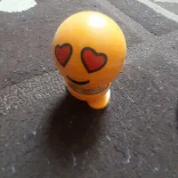 عروسک روی داشبورد
