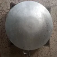 یک عدد گاز نان پزی با تاوه بفروش میرسد