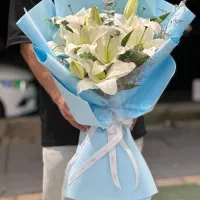 دسته گل لیلیوم سروش کد ۱۷۳۴ گلاریس
