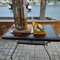 سماور گازی و میز