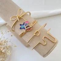 انواع بدلیجات و اکسسوری مو و جوراب و لباس زیر