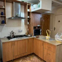 کابینت سالم به همراه سینک و گاز و هود