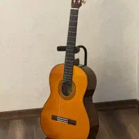 گیتار یاماها c70