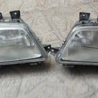 یک جفت چراغ جلو پژو ۴۰۵