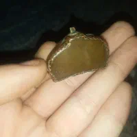 پلاک گردنی سنگ‌یشم کهنه و قدیمی