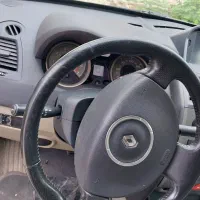 خودرو مگان مدل 2000اتوماتیک