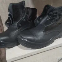 کفش کار سایز ۴۳|کیف، کفش، کمربند|سیرجان, |دیوار