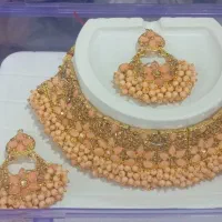 مقداری طلا