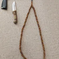 چاقو و تسبیح هسته خرما