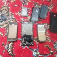 گوشی نیاز تعمیر دارن قدیمی