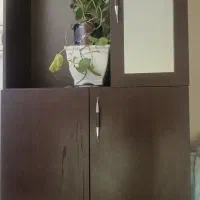 جا کفشی جادار سالم جنس خیلی خوب دوتومن