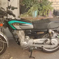 موتورسیکلت کبیر 200