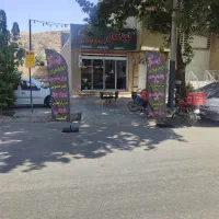 مغازه فست فودی با تمام تجهیزات