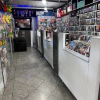 فروشنده آقا آشنا به کامپیوتر