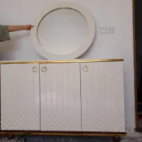 آئینه و کنسول