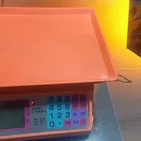 ترازو دیجیتال ۴۰ کیلویی