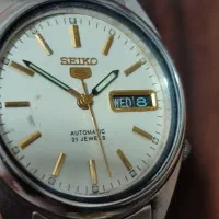 ساعت سیکو5|ساعت|شیراز, میانرود|دیوار