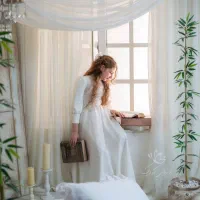 اجاره ساعتی آتلیه، آموزش عکاسی، خرید وفروش تجهیزات