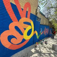 کارمند اداری دفتر ثبت نام مجموعه ورزشی