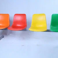 صندلی انتظار نیمکتی در رنگبندی متنوع|صندلی و نیمکت|نجفآباد, یزدانشهر|دیوار