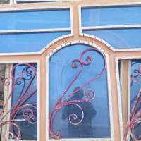 دوعدد پنچره یک‌ونیم در 2 سالم درحد نو