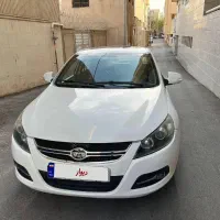 جک J5 اتوماتیک