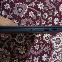 لپ تاپ|رایانه همراه|پیر سهراب, |دیوار