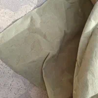 موکت در حد نو فقط به دیوار نصب بوده