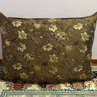 پشتی نو استفاده نشده