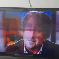 ال ای دی تصویر  پرش دارد