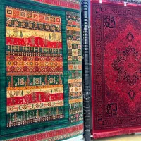 فرش سنتی قرمز لاکی و سبز بلوچ،قشقایی،ترکمن،چالشتر|فرش|اصفهان, نصرآباد|دیوار