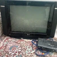 تلویزیون و میز