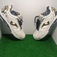 انواع کتونی اورجینال فوتسالی و فوتبالی و رانینگ