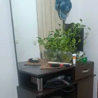 میز تلفن به همراه میز ارایش